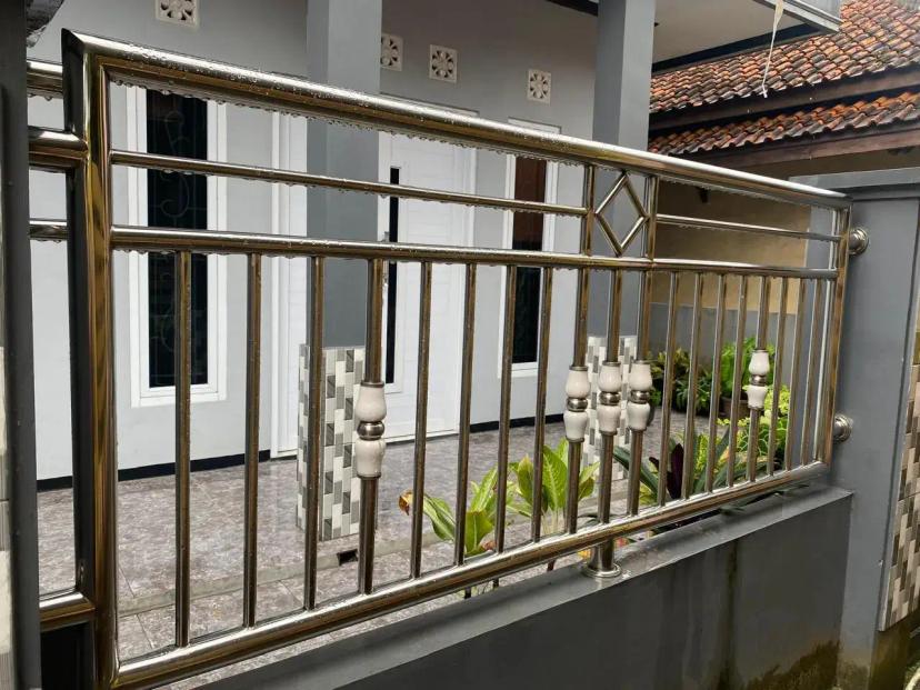 Pagar Stainless Steel